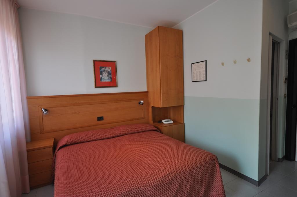 Hotel Real Sottomarina Phòng bức ảnh